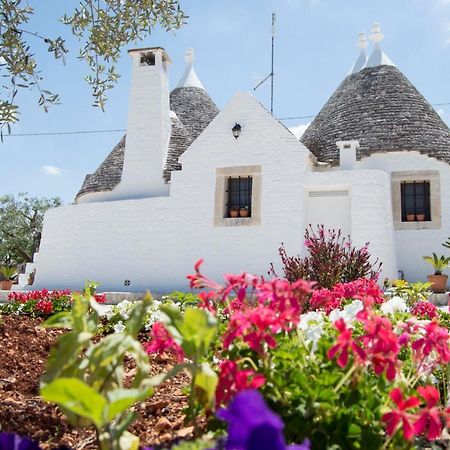 Il Trullo Pellegrini Villa Locorotondo Exterior photo