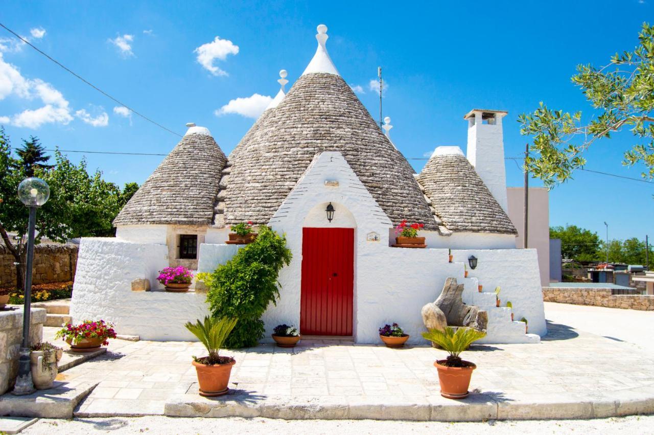 Il Trullo Pellegrini Villa Locorotondo Exterior photo